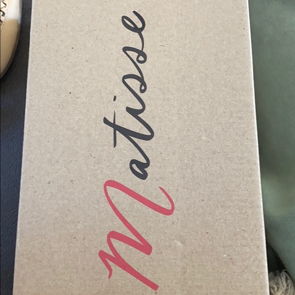 Matisse St Tropez natural slide on size 7 - Picture 3 of 3